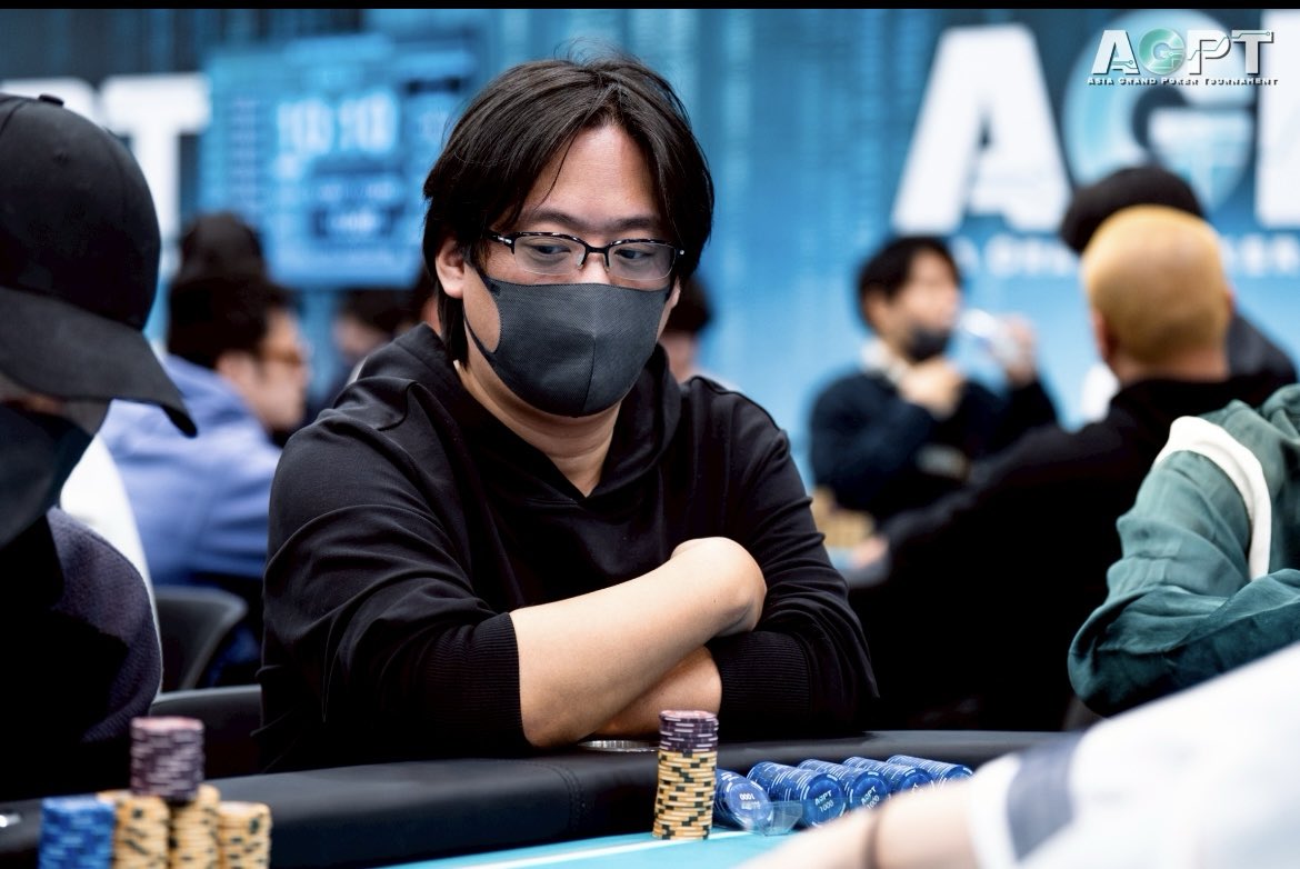 poker bar FLASH（フラッシュ）従業員募集中 tweet media