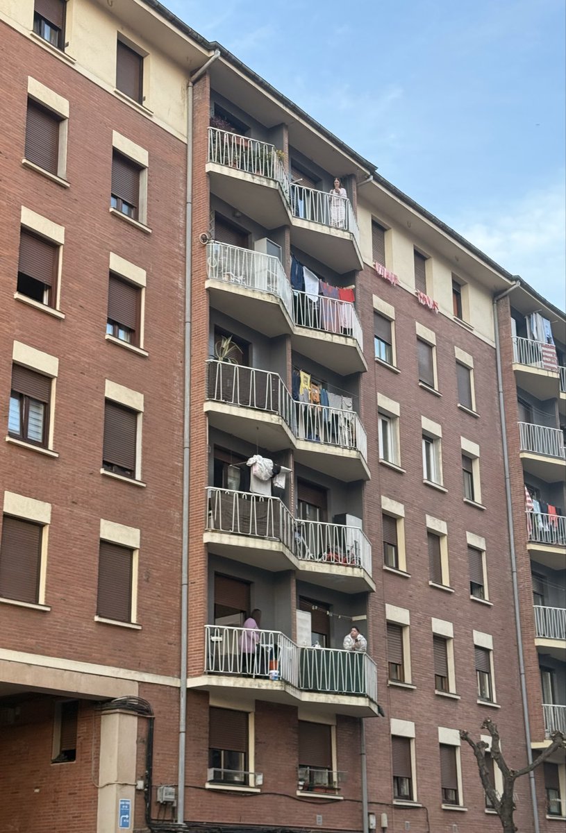 AZET Etxebizitza Sindikatua tweet media