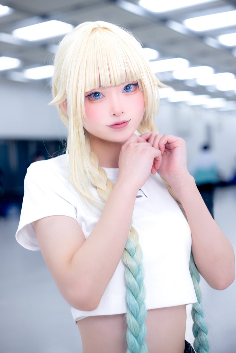 Cosplay】 ぶいすぽっ！/藍沢 エマ model:@Ol3l___taro_ #VGGC11th