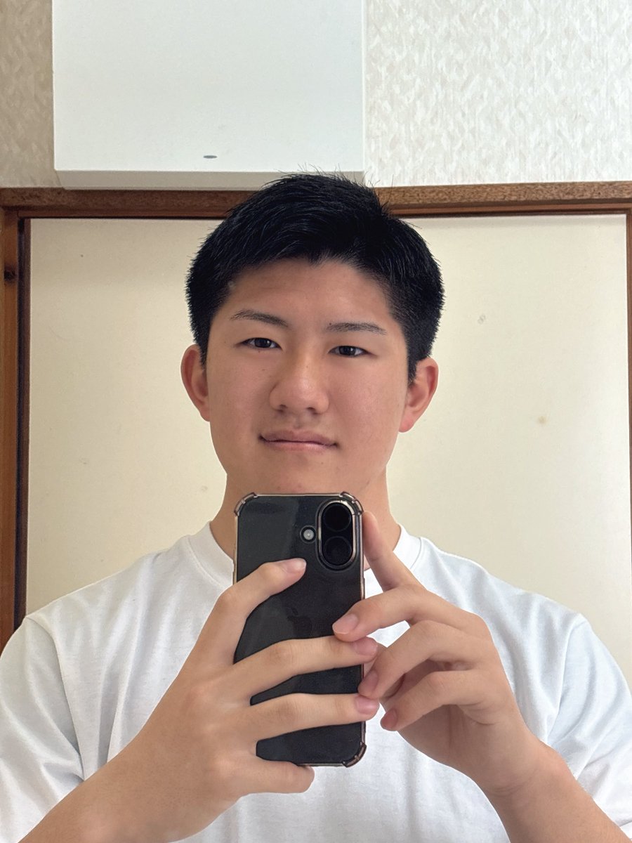 go74444's tweet photo. 初めてコンタクト姿を、良いって言ってもらえて上機嫌！ https://t.co/uChJy0OESm