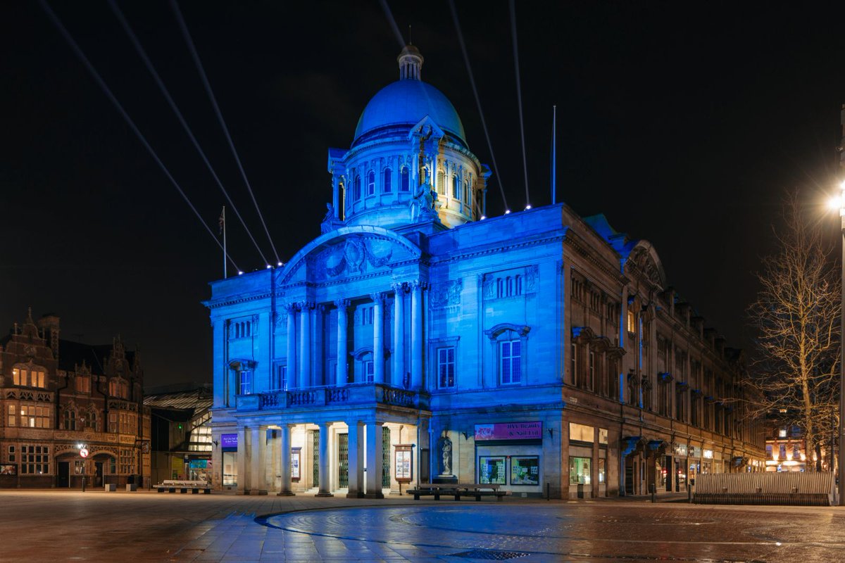 Hullccnews's tweet photo. 💙 💛 We are lighting up buildings blue and yellow tonight to mark four years since Russia launched its full-scale invasion of Ukraine.

Hull stands in solidarity with Ukraine. https://t.co/Xl7UGhcei1