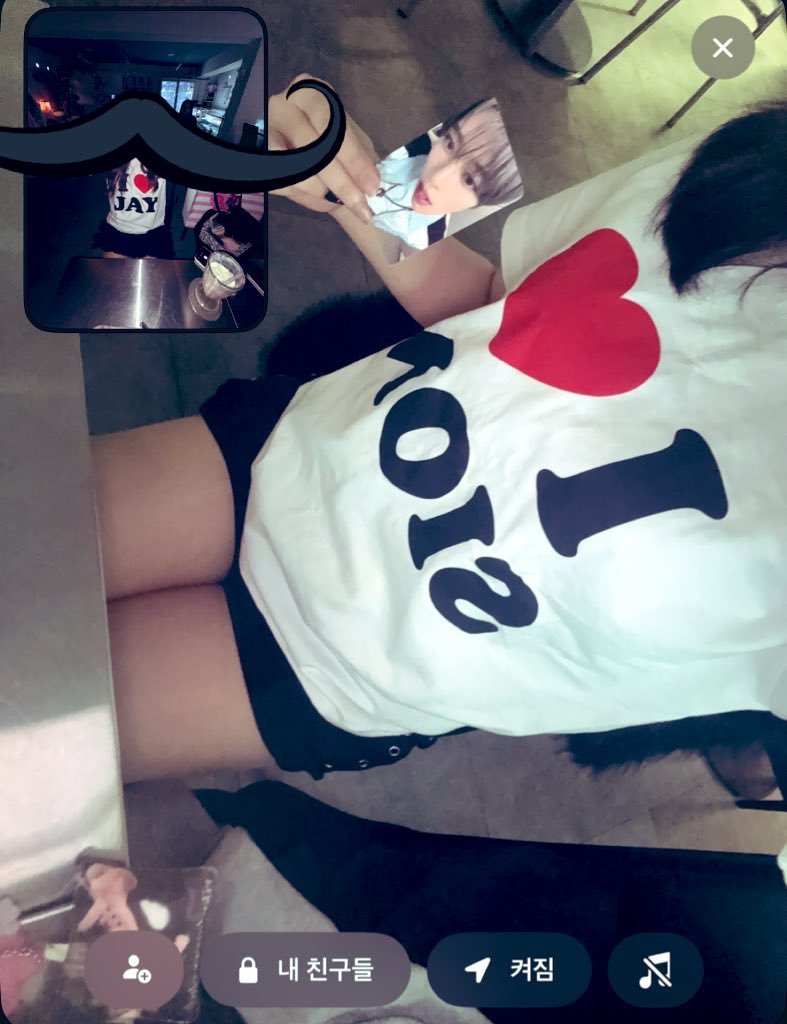 순애 tweet media