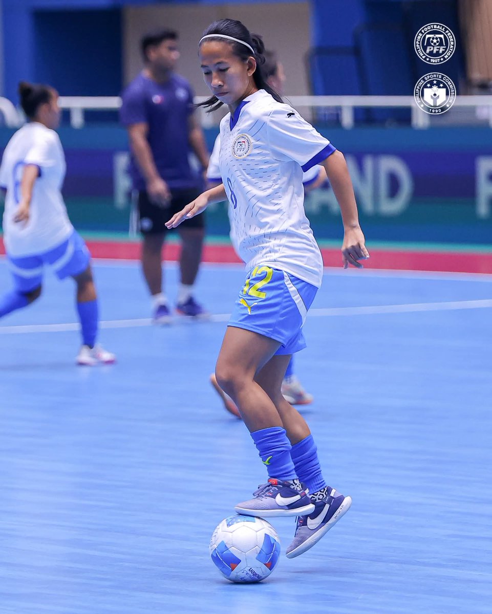 phwomensfutsal's tweet photo. Warm-up mode: ACTIVATED. π₯β½
The body is ready. The mind is locked in. Time to show ASEAN what Philippine futsal looks like. πͺπ΅π
#Filipina5 #SAMASAMA https://t.co/k43zWnlV13