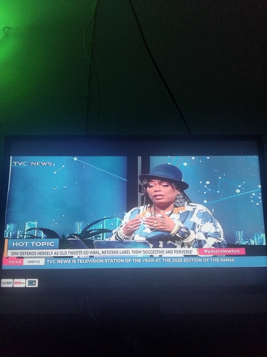 If your mama or sister or wife follow for this talk on TVC NEWS , I'm sorry but your mother's, sister's and wives are dullards. I need to wash my eyes cus it's been contaminated,These follish feminists are everywhere, you need to watch adults audit their stupidity in national TV