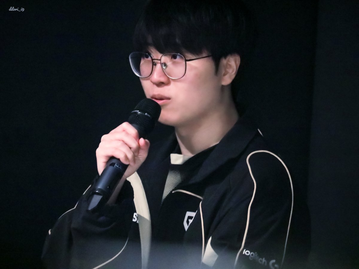 ddori_i9's tweet photo. 260214 vs BFX
#GENG #KIIN #기인 https://t.co/paUs0Iv2BL