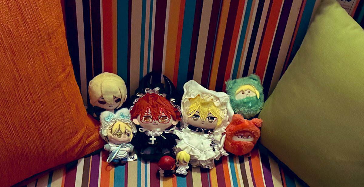 旗火さんソルトさんつきこさんと原稿合宿でした〜❣️おかげさまで三月も新刊ありそうです......