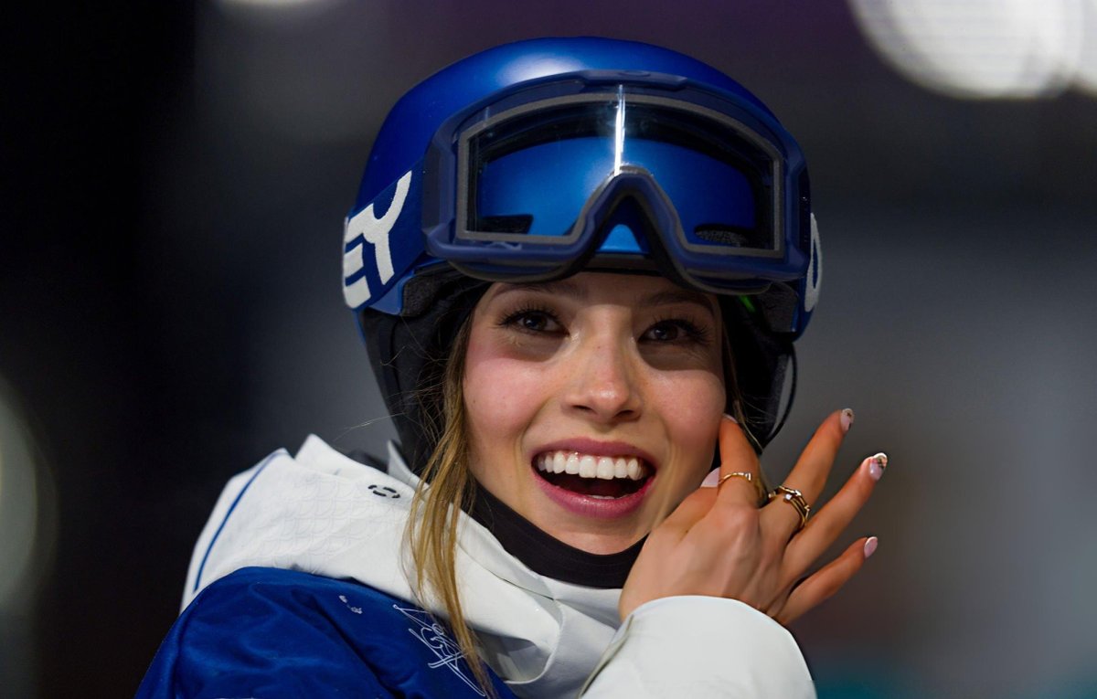 koreanoli's tweet photo. The queen of Freestyle skiing 💙 https://t.co/sfyRmVZx2x