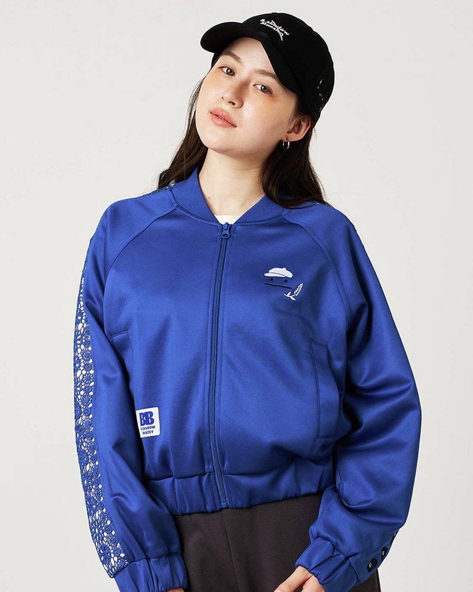 いらっしゃいませ。 このパン屋の店主はビューティフルシャドーです