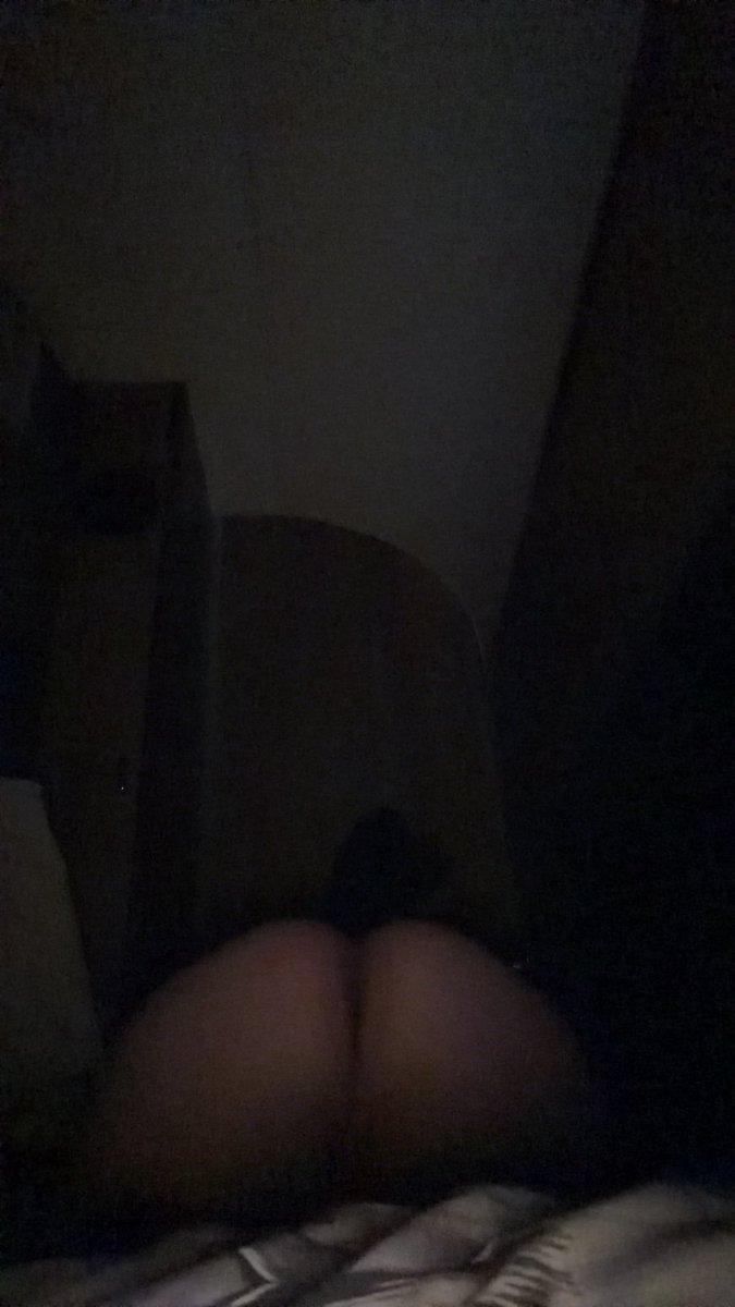 AussieBottom24's tweet photo. So fucking horny atm!! Anyone in Adelaide? https://t.co/cv53mUWdqr