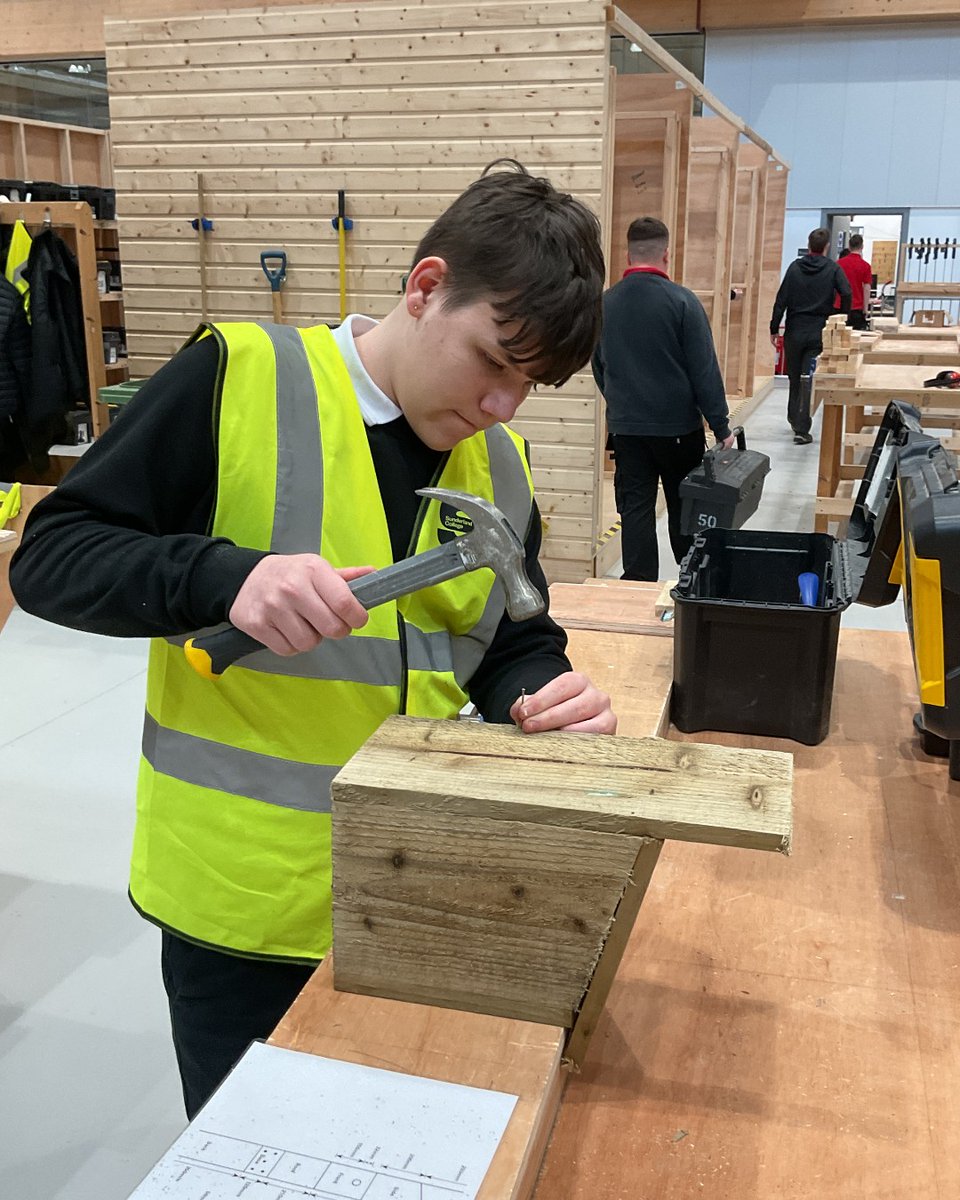 Sunderland College tweet media