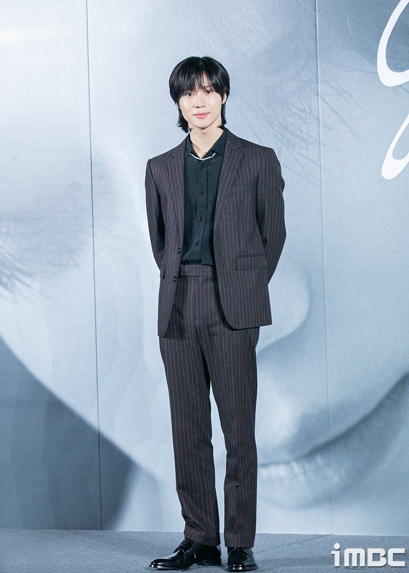 샤이니 태민, 2년도 안돼 빅플래닛 떠난다 [공식]
#샤이니 #SHINee #태민 #TAEMIN #빅플래닛 #공식 #iMBC연예

태민은 앞서 지난 2024년 3월, 16년간 함께한 SM엔터테인먼트를 떠나 빅플래닛메이드엔터와 전속계약을 체결한 바 있다. 하나 2년도 안돼 동행에 마침표를 찍게 됐다.