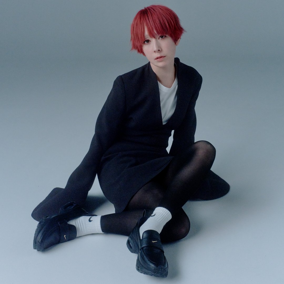 ABCMART_INFO's tweet image. 端正で、しなやかに。
洗練された新世代ローファーを、木村カエラがまとう。

ローファーの顔に、Air Maxのクッション。
凛として、軽快に。

gs.abc-mart.net/feature/30162/

#木村カエラ #nike #airmax #phenomena #abcmart