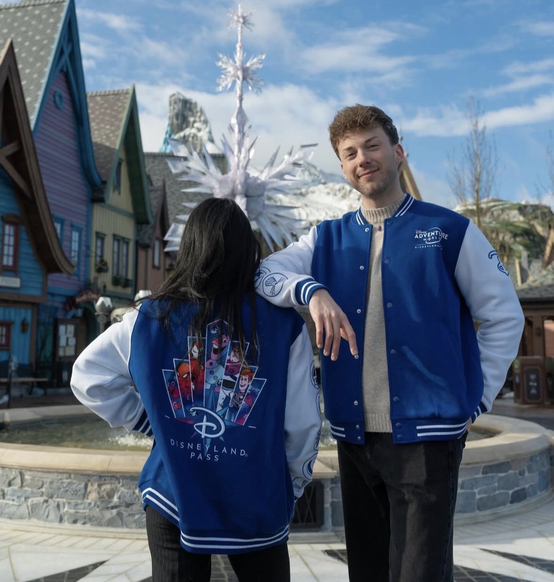 DAWのオープンを記念して、DISNEYLAND PASSメンバー限定のコレクション