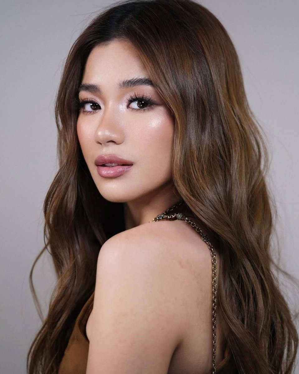 THE ONE AND ONLY MARAIAH QUEEN ARCETA