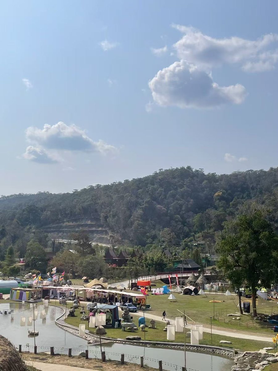 glamcamp01's tweet photo. Transforming spaces from day to night. ☀️🌙
Our latest B2B project in Thailand proves why our tents are the top choice for music festivals and glamping resorts worldwide. Durability meets high-end design.
Explore the collection: https://t.co/7AfajmhlBw

#Glamping #EventProfs #B2B https://t.co/WVRn0KGN66