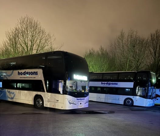 CoachesHodgsons's tweet photo. Two at a time at Disney, Paris.
Thanks to Chris for the photo.
#TeamHodgsons #TakingPeoplePlaces #GroupTravel for #FunTrips https://t.co/a6ny2p88WB