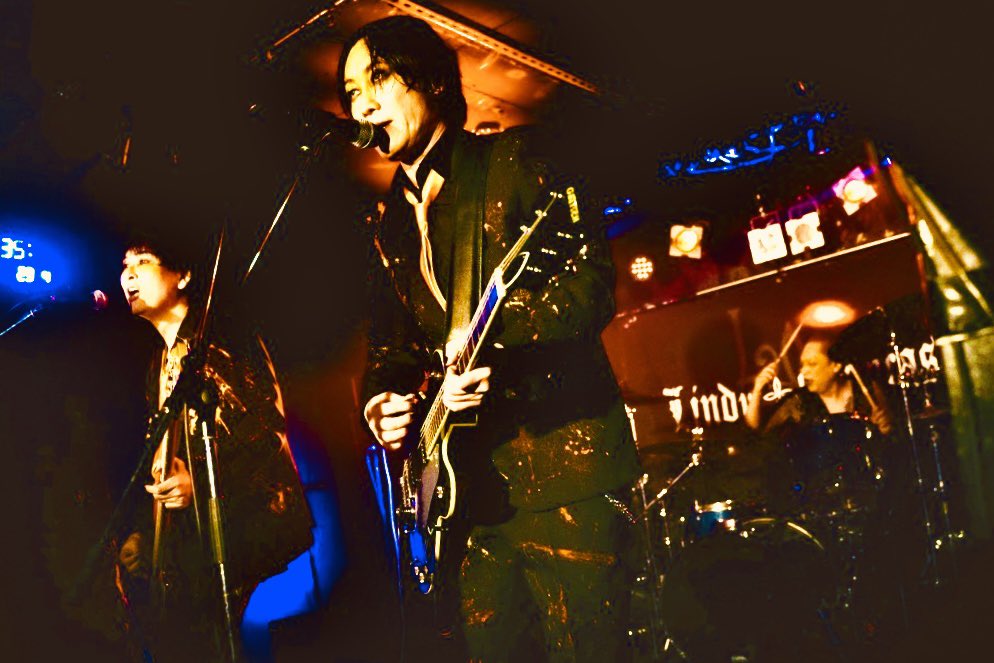 KAMO_Drums's tweet image. 大阪心斎橋AtlantiQs
Lindy-showcase LIVE
超盛り上がって♪
最高楽しかったです‼️
ありがとう御座いました😎
以前のバンドメンバー🎸🎸
ケンちゃん アッキー共に
来てくれて感謝っ‼️
#lindyshowcase #livefast 
#邦ロック好きな人と繋がりたい #心斎橋AtlantiQs 
#rock