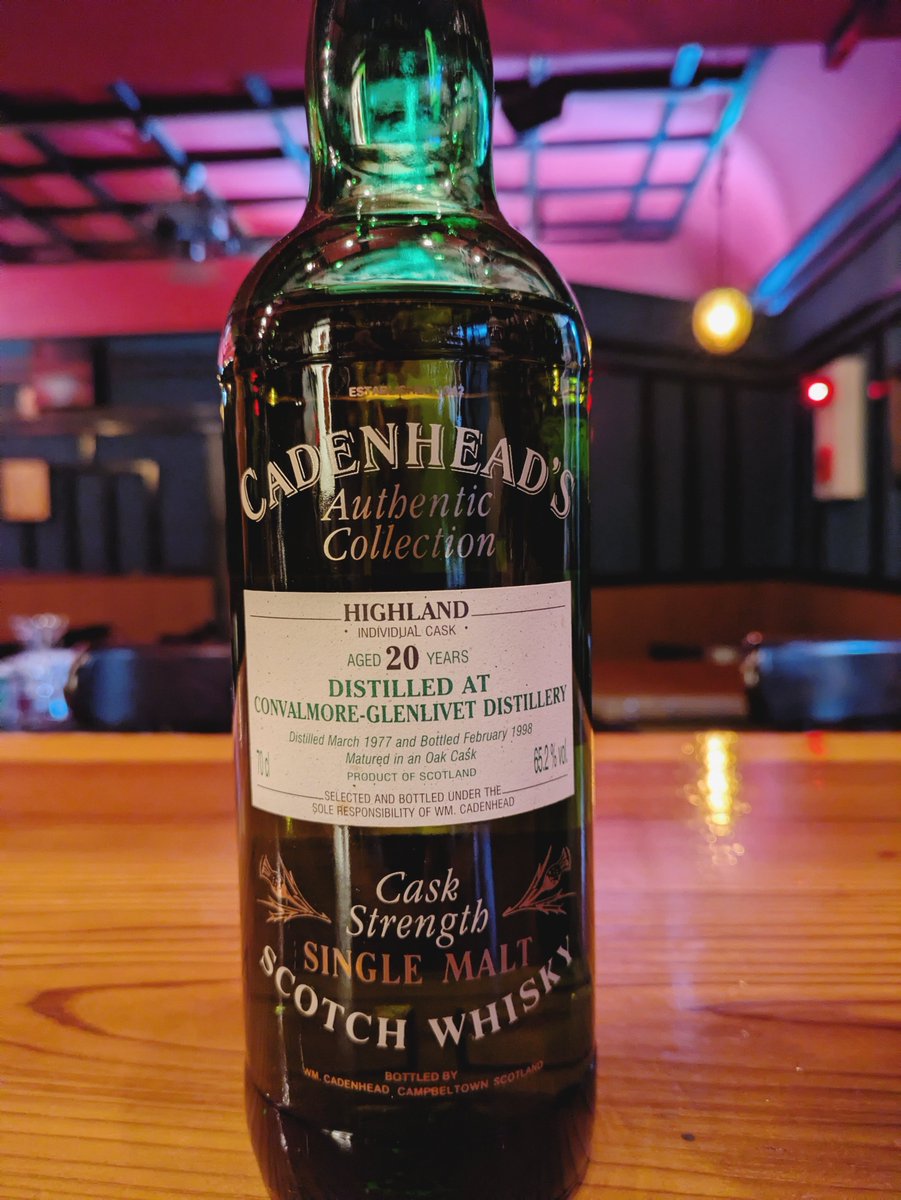 ケイデンヘッド オーセンティックコレクション お次は『バンフ 1976