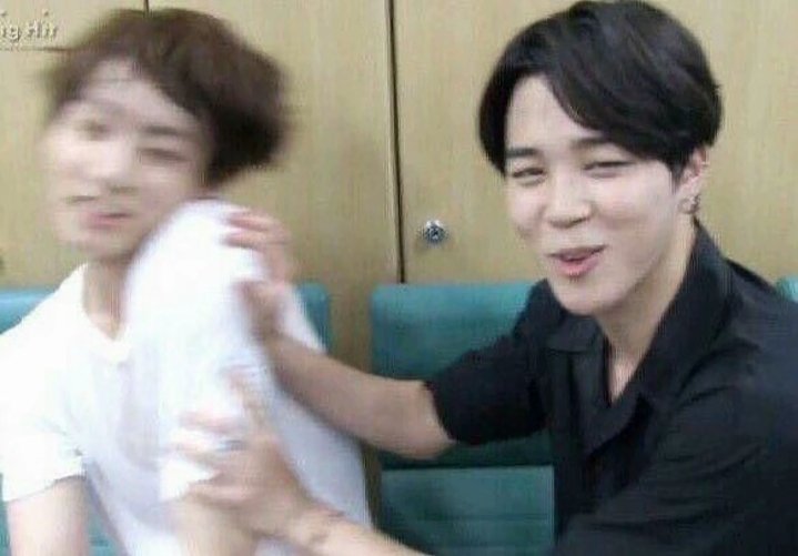 alyalt 🔞 tweet media