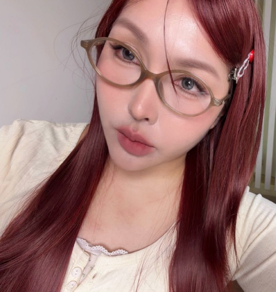 ลองใส่วิกครั้งแรกก🥹 ได้มา300กว่าบาทโอเคเลย🍒