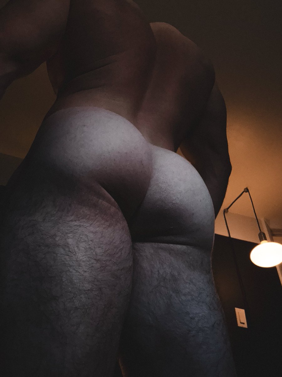 The Apex Ass tweet media