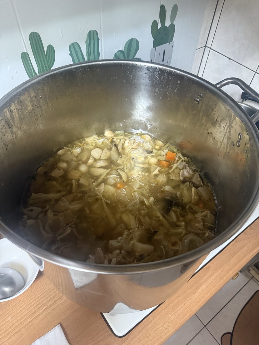 屏東悶燒夫妻（賢&寶） tweet media