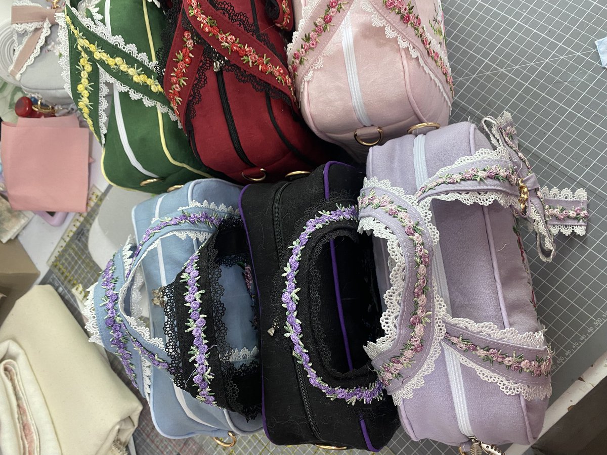 claretherose's tweet photo. 주문품들 https://t.co/W2ECJvRqP6
