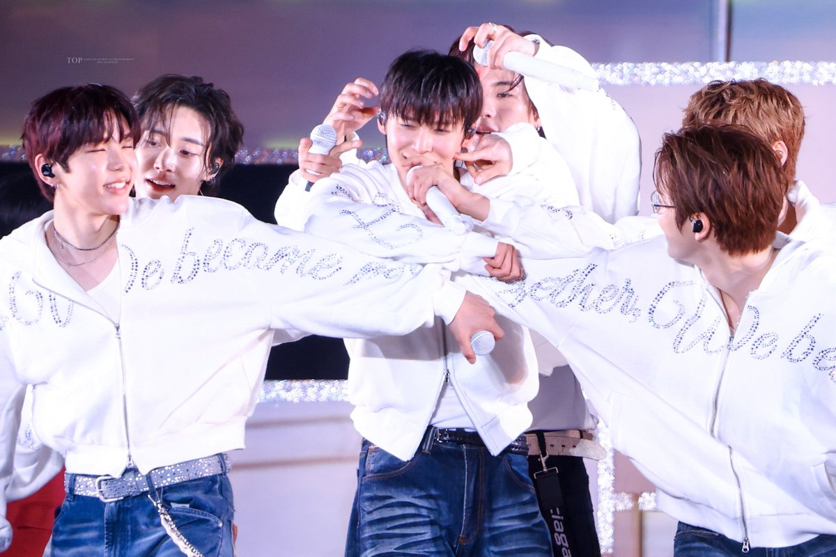 𝗧𝗢𝗣 tweet media