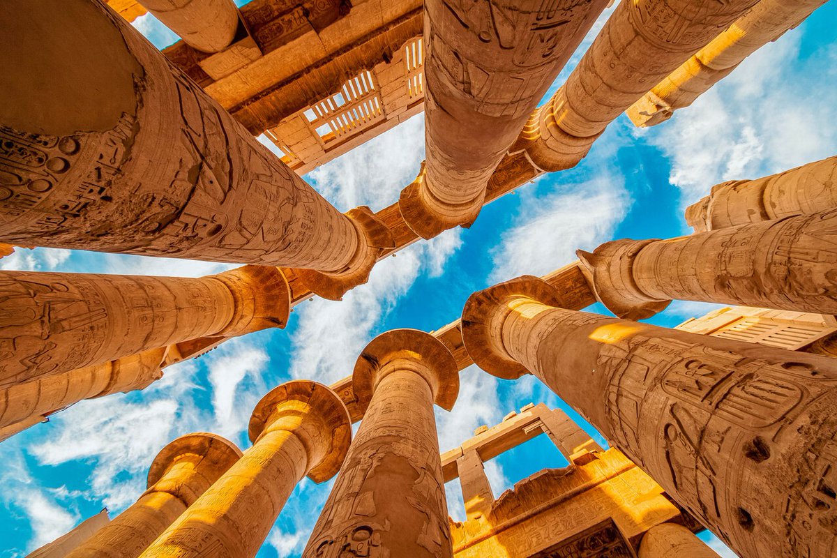 Sogni l'Egitto dei Faraoni? 🌅 Oggi parliamo di Luxor!

Dalla Valle dei Re ai templi di Karnak, passando per un giro in mongolfiera all'alba. 🎈

Pronto per un viaggio nella storia? Scopri i nostri tour completi con guide esperte e partenze garantite! 👇

#Luxor #Egitto #Viaggi