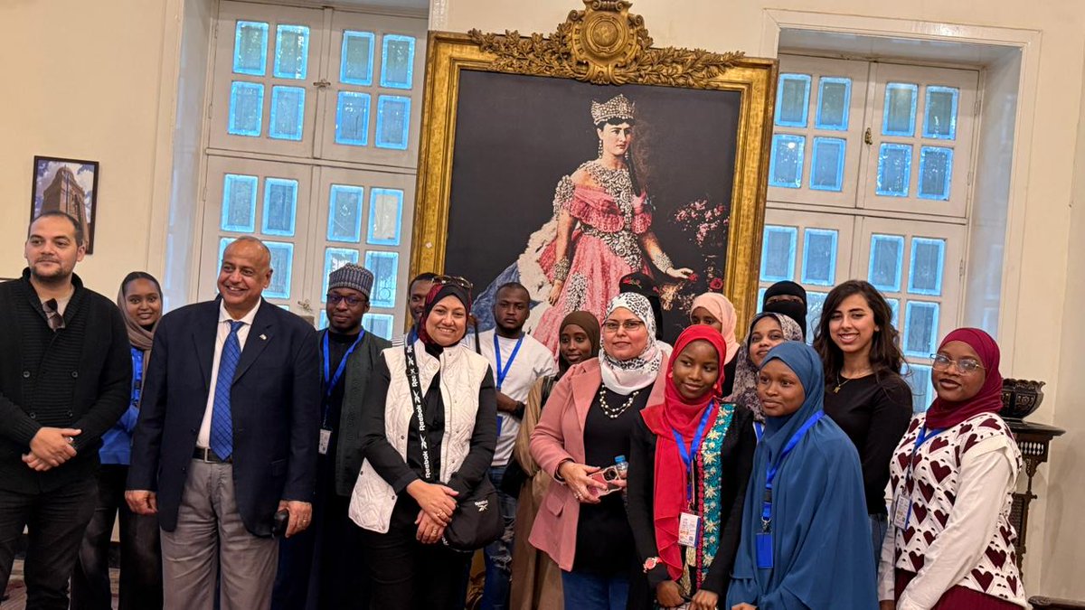 الصفحة الرسمية لجامعة العاصمة tweet media