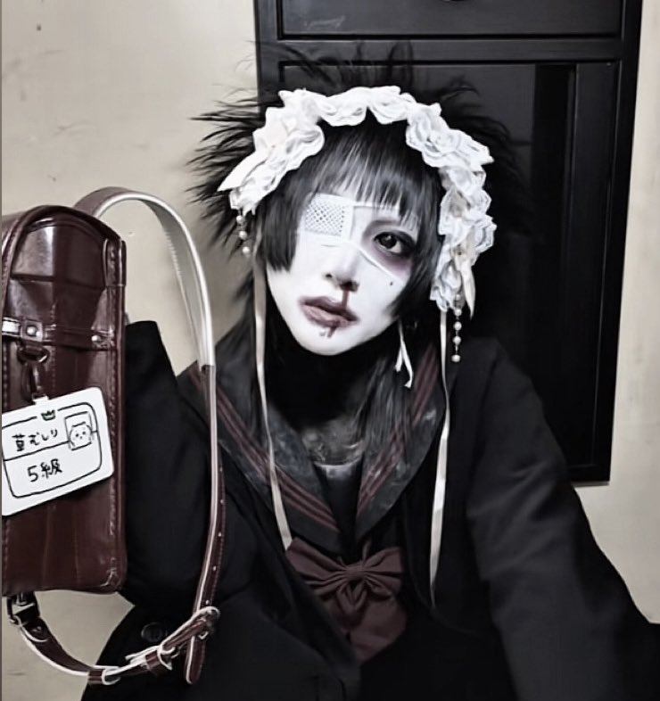 personality guide + honmei 𑣲⋆｡˚