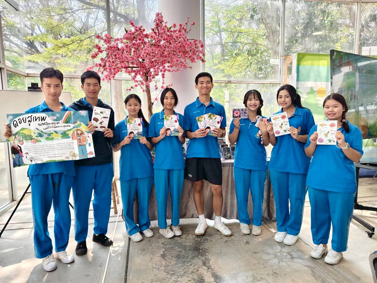 เล่น เรียนรู้ธรรมชาติ 
ไปด้วยกันกับเพื่อน ๆ  🌳🍃🌦️

นักเรียนและคุณครูจากโรงเรียนวัฒโนทัยพายัพ ชั้นมัธยมศึกษาปีที่ 5/3 และ 5/4 จำนวน 85 คน ร่วมทำกิจกรรม "ห้องเรียนธรรมชาติวิทยาดอยสุเทพ" ณ ศูนย์ธรรมชาติวิทยาดอยสุเทพฯ เมื่อวันเสาร์ที่ 21 กุมภาพันธ์ 2569 #DSNC #ดอยสุเทพ