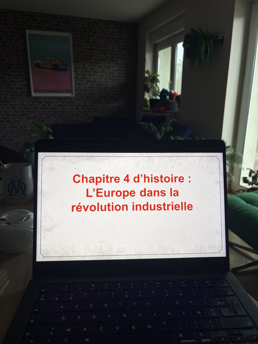 ❄️historienne du dimanche tweet media