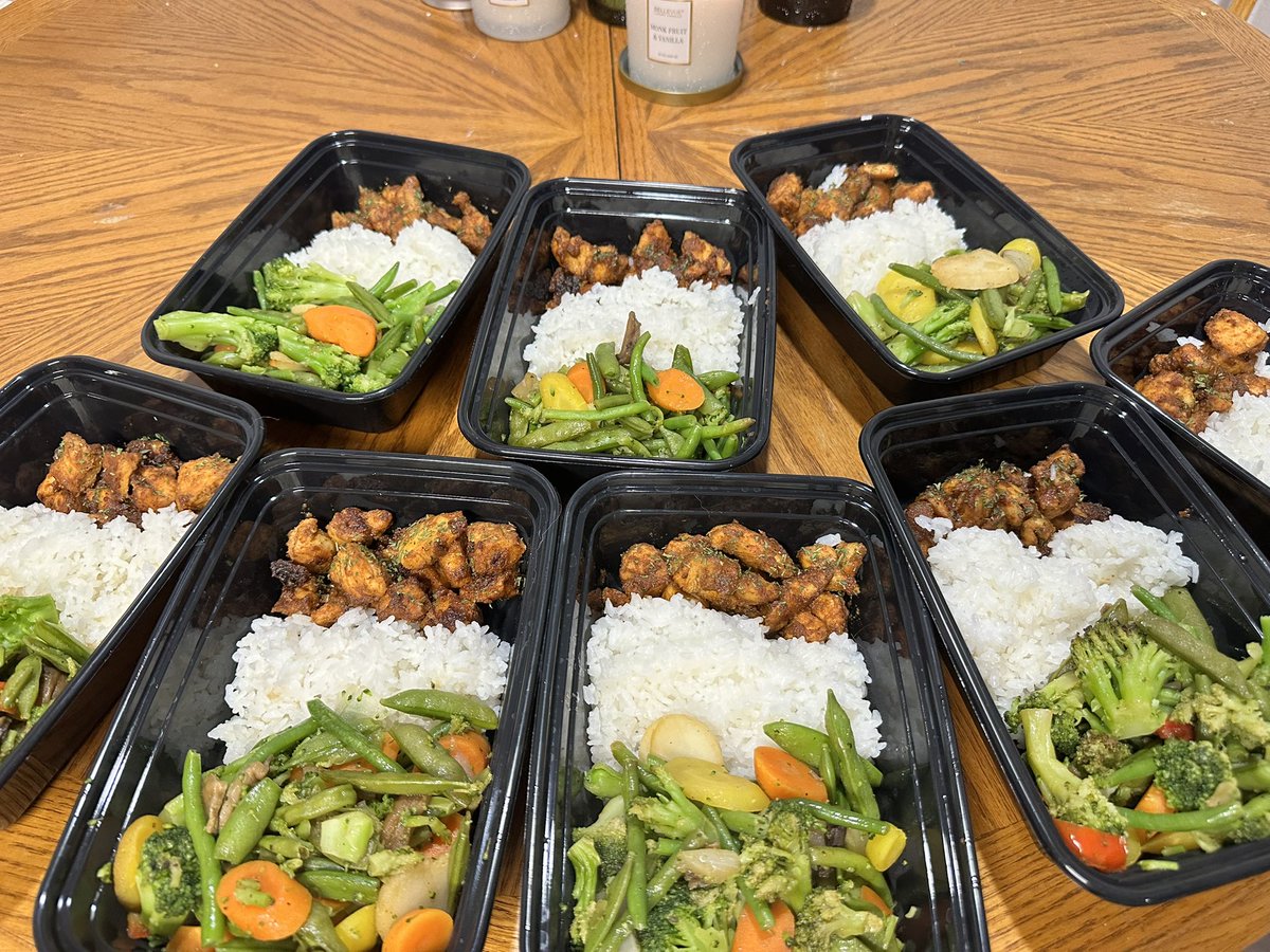 ⟡ Anura ⟡👑🖤 tweet media