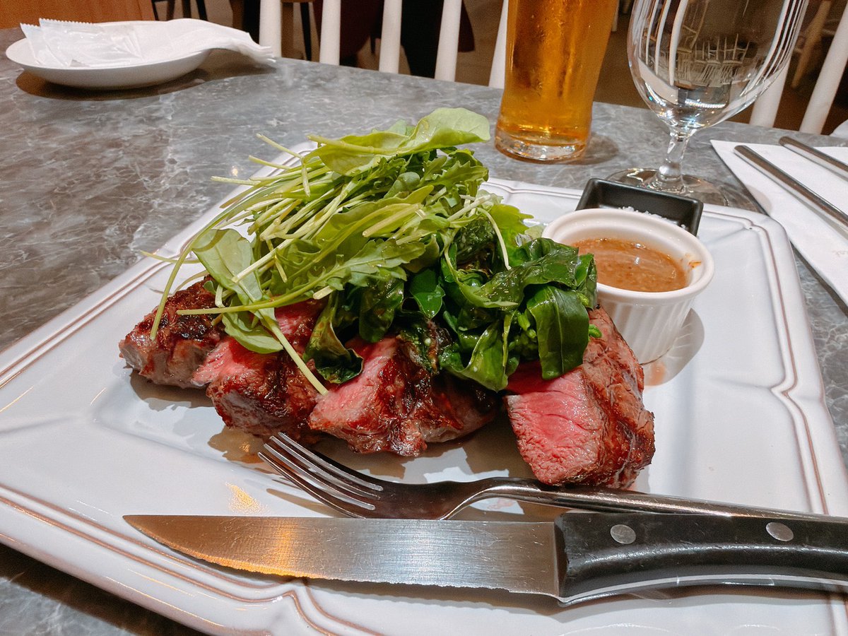 𝑪𝒊𝒏𝒅𝒚 𝑳. tweet media