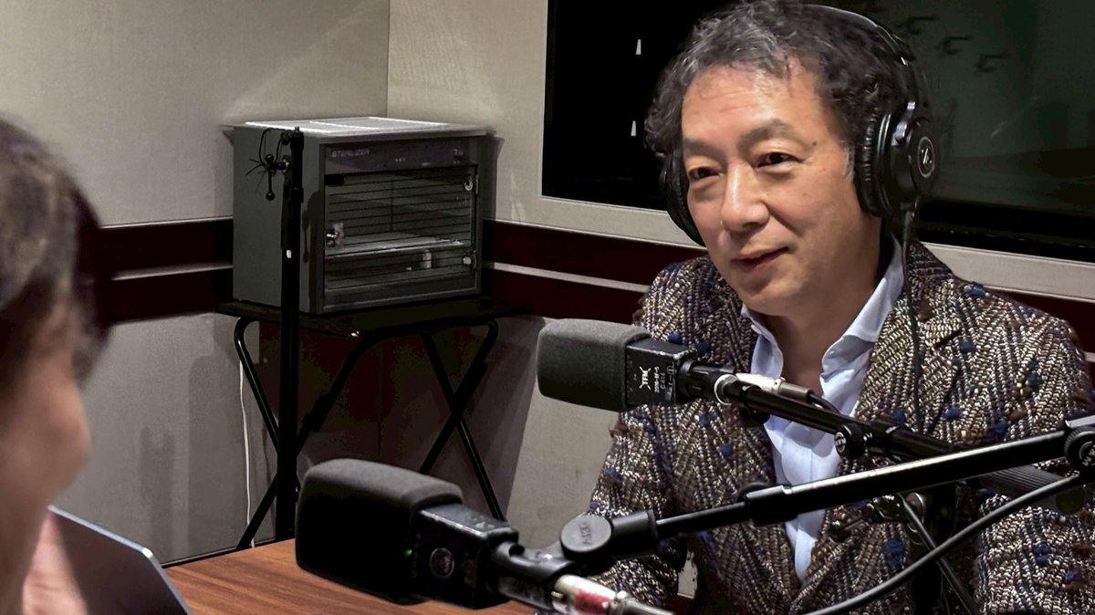 tokyofm_podcast's tweet photo. 教科書からは学べない!
「不動産の学校」「投資の学校」🎓

今回のテーマは…去年一番儲かった投資商品は金❗その上昇メカニズムを解りやすく解説❗

去年、金の先物投資をしていたら100万円が1000万円に❗金の価格が想定外に急高騰した理由は、皆さんの投資信託にあるという事をご存知でしょうか❓