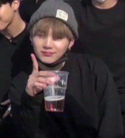 hard4y00ngi's tweet photo. Sprayed my YMIEL rose with YMIEL perfume so it will always smell like YMIEL yoonmin layag bagong kasal

I'm still there yeah... @ymineverylife love the scent plz 😔🫶 https://t.co/MPa6eCv9p4