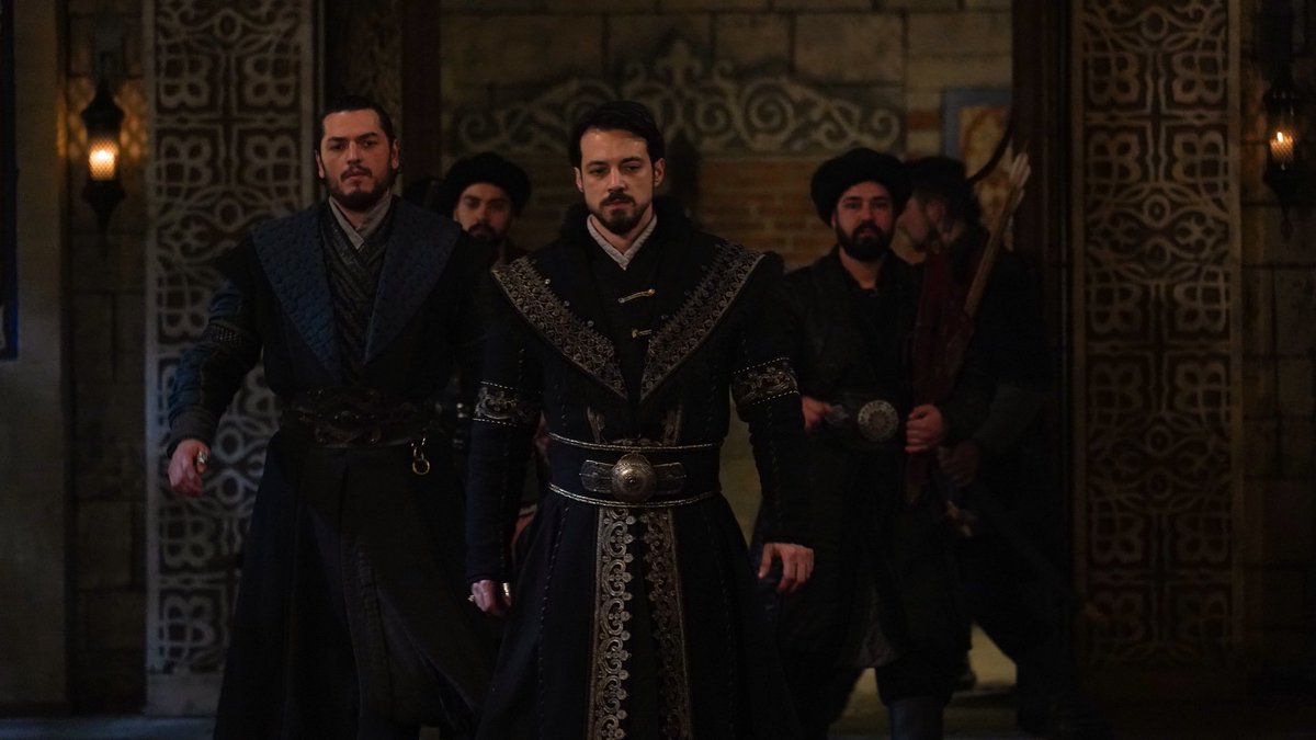 KurulusDizisi's tweet photo. Kuruluş Orhan’da, Sultan Orhan Zamanla Yarışıyor.
Sultan Orhan ve Asporça Arasında Sular Durulmuyor.
Flavius’un Döktüğü Kan Neye Mal Olacak?

Detaylar👉https://t.co/RPGvi4P8JK

@atvcomtr @bozdagfilm https://t.co/K8fiJzdbD4