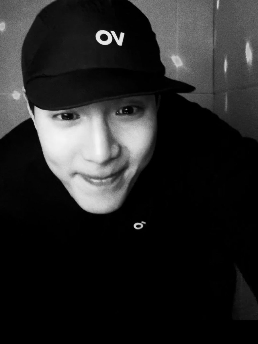 Shownu bbl 🫧 

so cute im crying