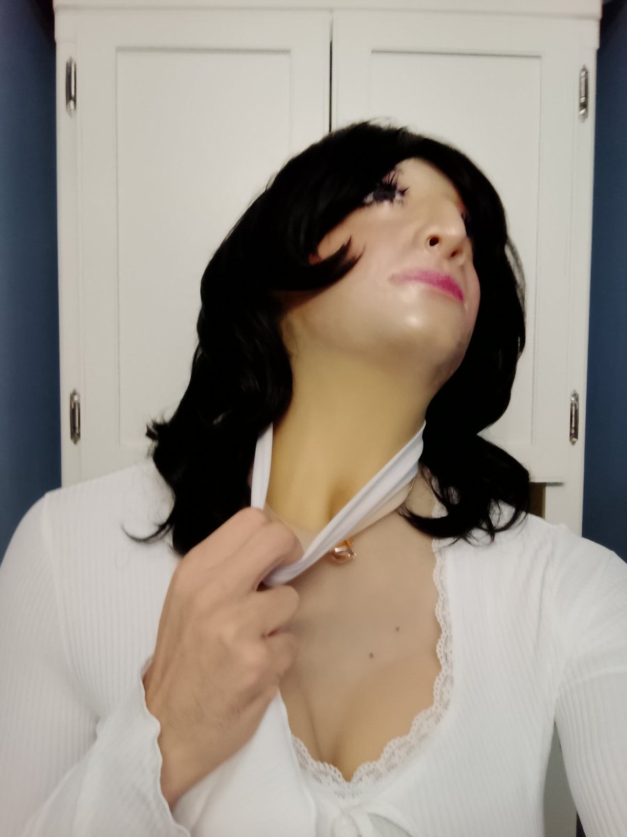 Renimasks tweet media