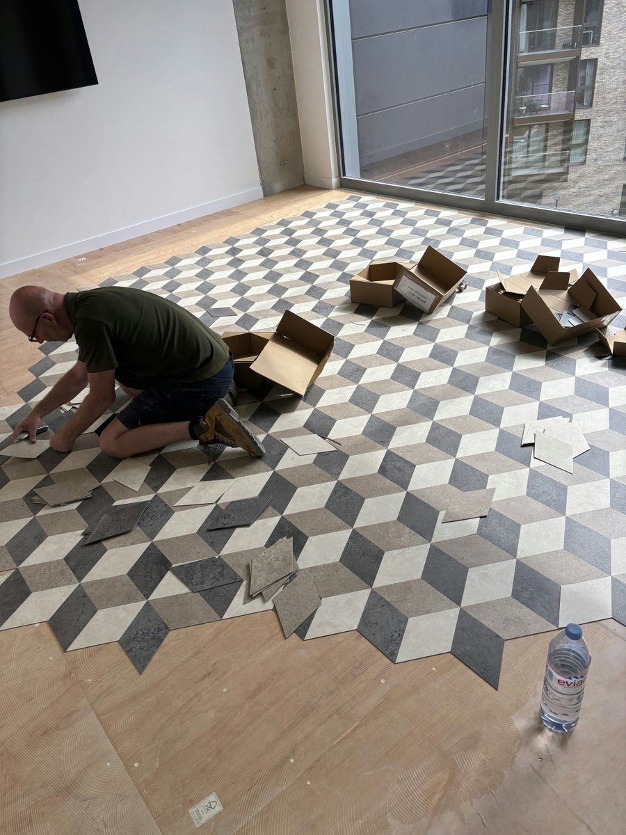 DCTUK.com tweet media