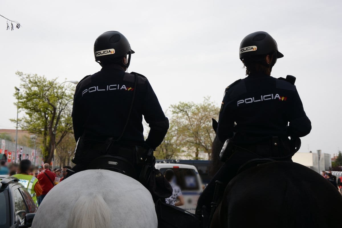 policia's tweet image. ☀️Cada turno, cada #servicio, cada esfuerzo… tiene sentido cuando sabemos que la #seguridad está en todas las calles

💙Nuestra #vocación empieza y termina en algo muy sencillo: cuidar lo que más importa

#BuenosDías 
#SomosTuPolicía 
#EstamosPorTi