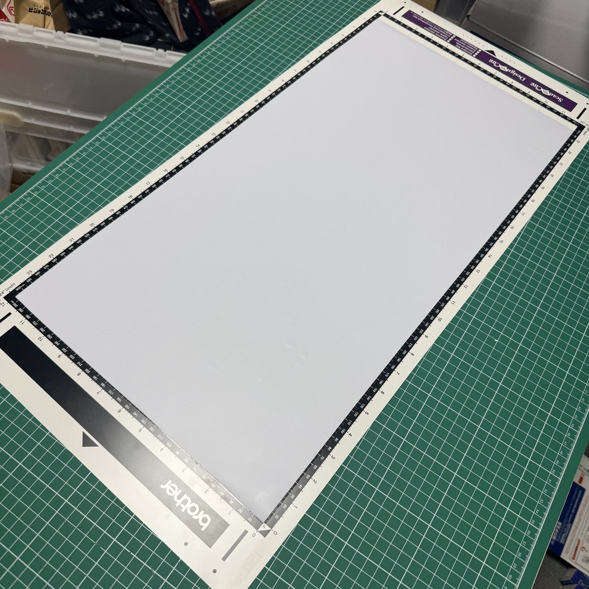 ブラザーのCM300というカッティングマシンを買っちゃいました。Amazon