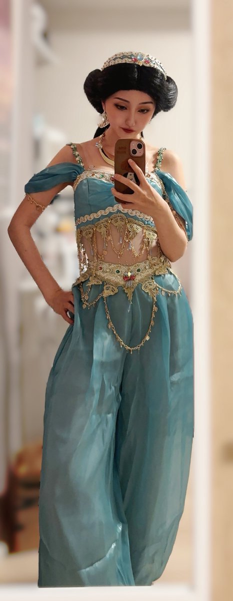 りぃさ tweet media