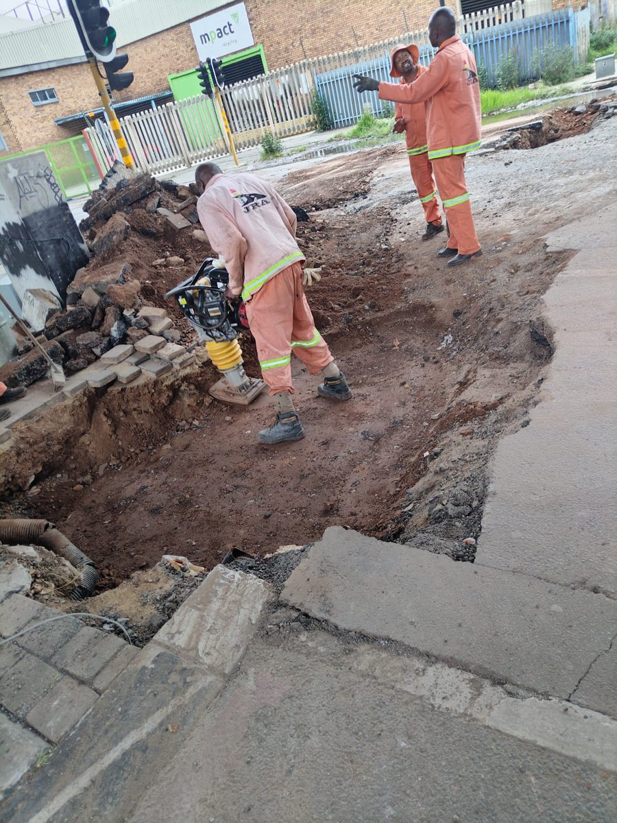 Joburg Roads Agency tweet media