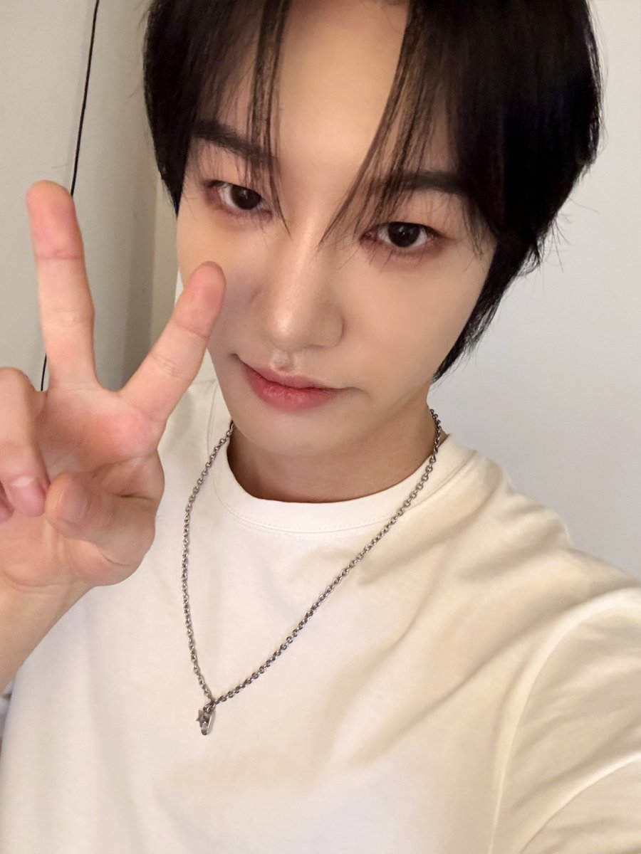 MCND_official tweet media