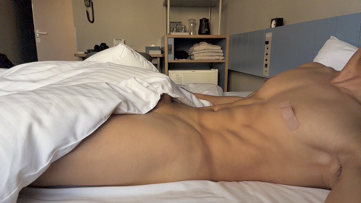 greychaaaa's tweet photo. Who tryna cuddle?  

https://t.co/TF42P5Yz8Z https://t.co/vU8TBoxqfC