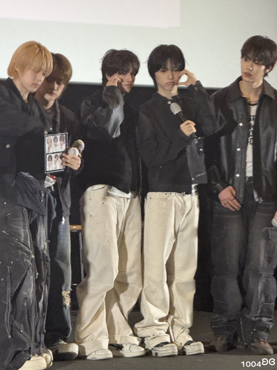 QpoOe0irIY92065's tweet photo. 260221 인더엑스 CGV
테루 진위 몰래 하트 만드는고야~?
#INTHE_X #INTHE_X_PROJECT
#인더엑스 #인더엑스프로젝트
#펑진위 #PS86M10 #PENGJINYU
#테루 #TERU https://t.co/YD3o9P0uiW