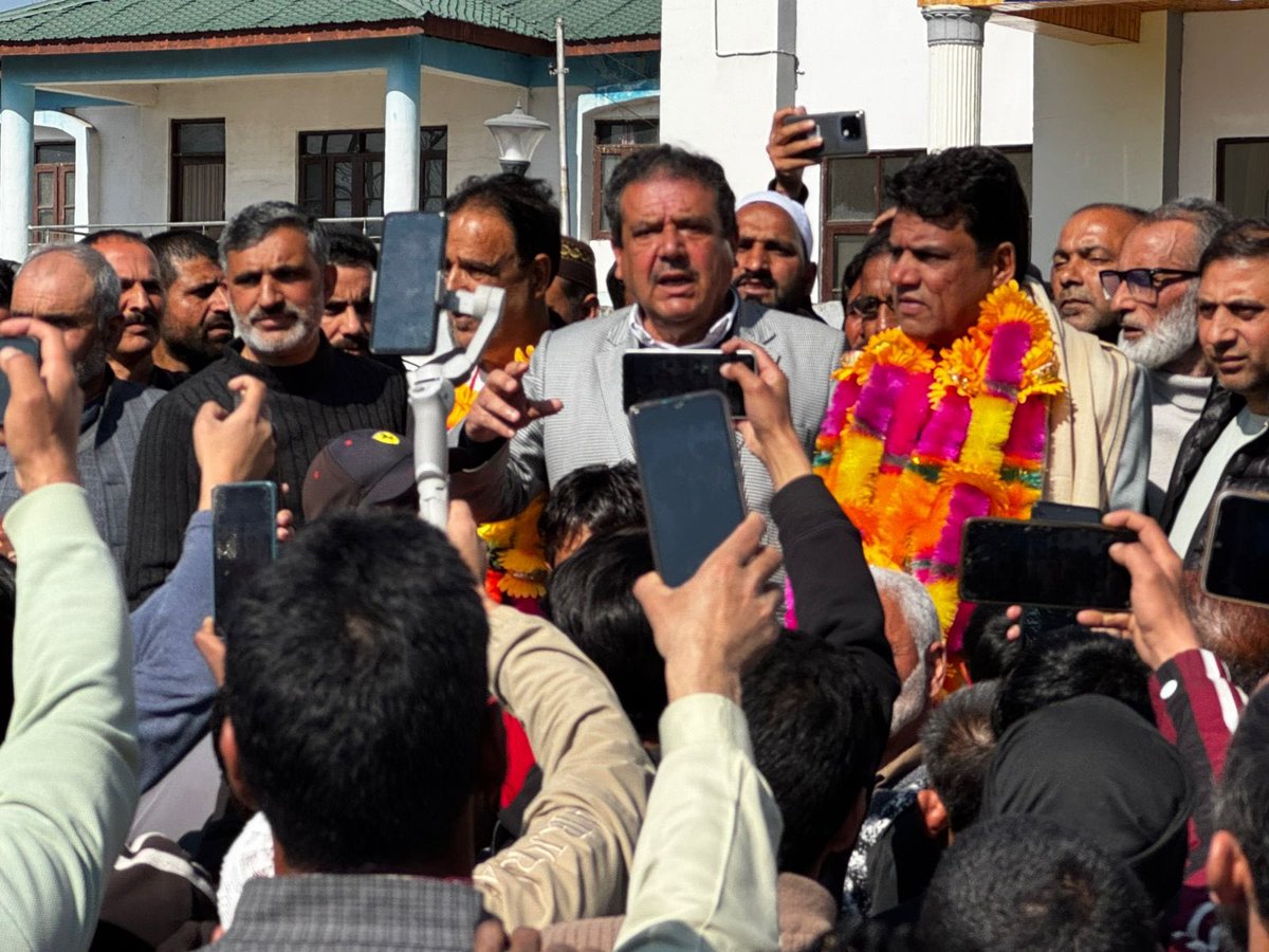 Sajad Lone tweet media