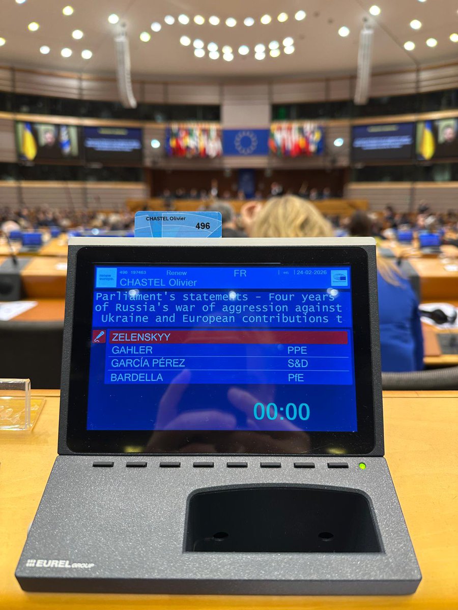 OChastel's tweet photo. Le 24 février 2022, la Russie attaquait l’Ukraine.
Quatre années se sont écoulées depuis le retour de la guerre en Europe.Ce mardi, le Parlement se réunit en plénière extraordinaire. Le message reste inchangé depuis 4 ans : nous sommes aux côtés du peuple ukrainien.
Slava Ukraini https://t.co/kYXLg27yyX